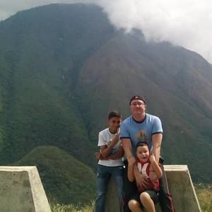 Meet your Posher, Jose